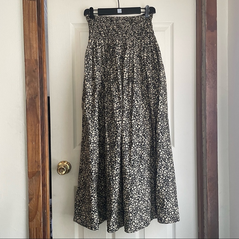 MATTEAU BLACK FLORAL SKIRT